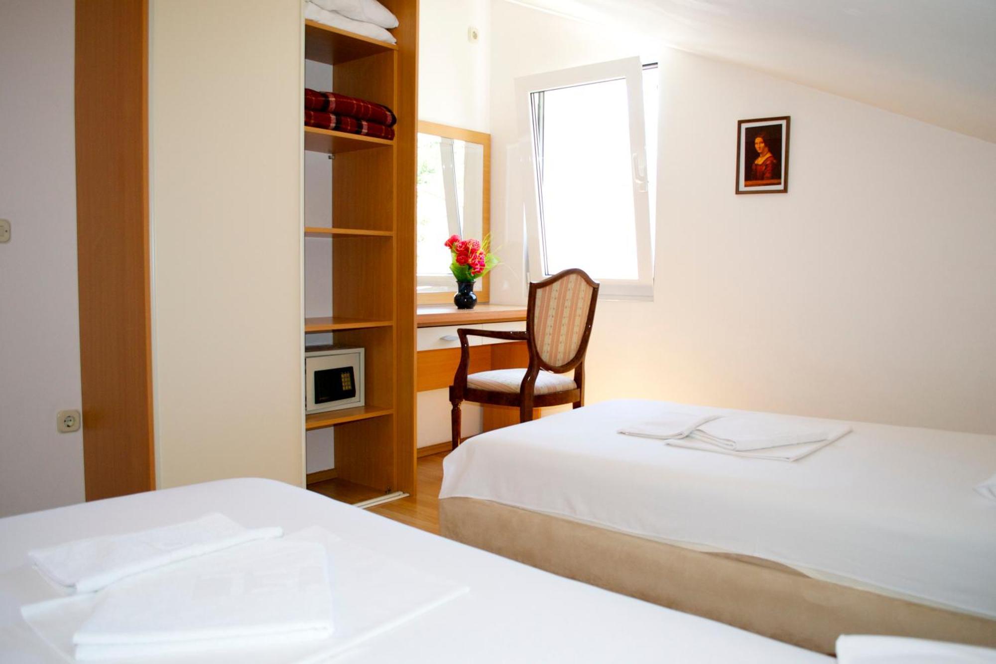 Apartments Luka Budva Luaran gambar