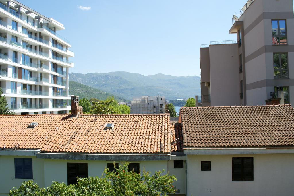 Apartments Luka Budva Luaran gambar