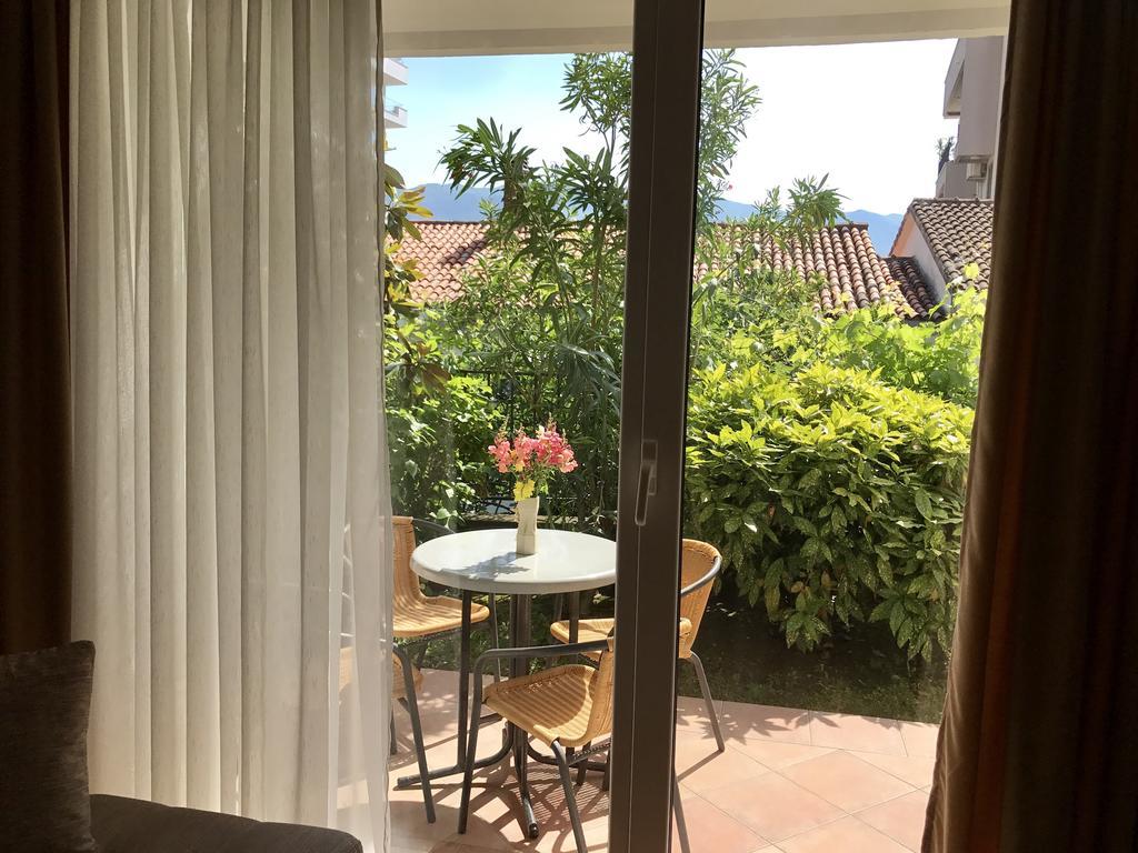 Apartments Luka Budva Luaran gambar