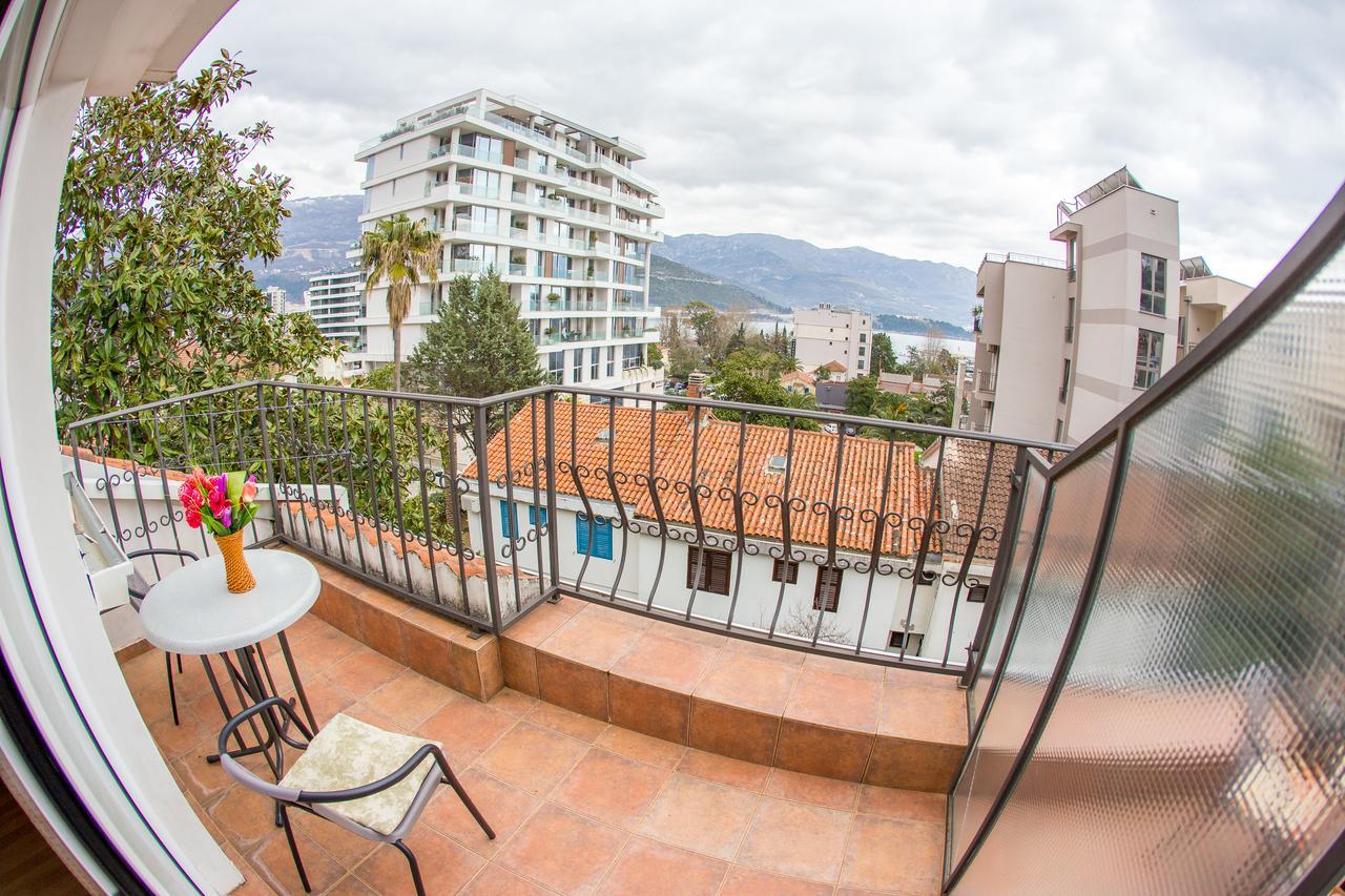 Apartments Luka Budva Luaran gambar