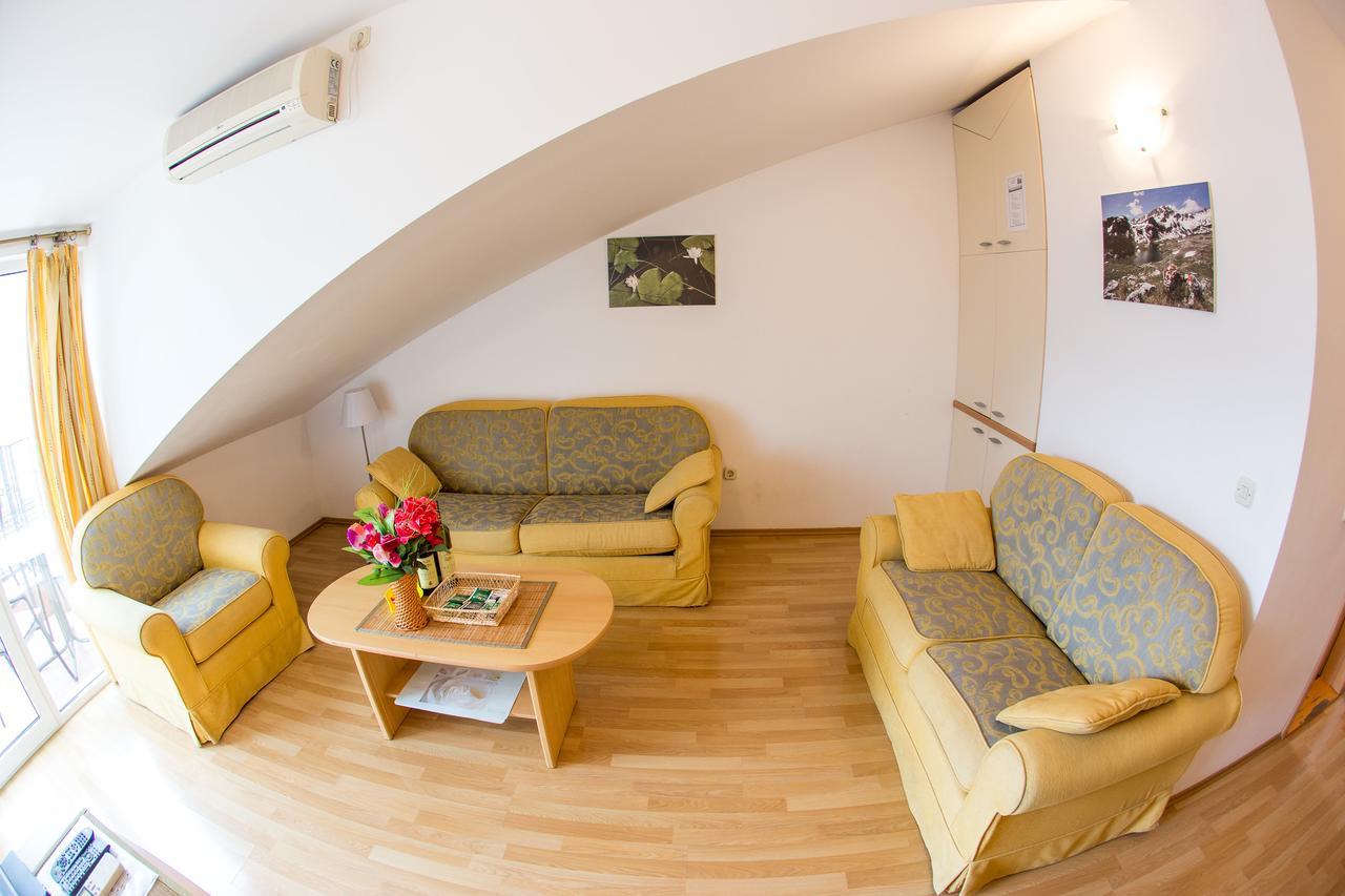 Apartments Luka Budva Luaran gambar