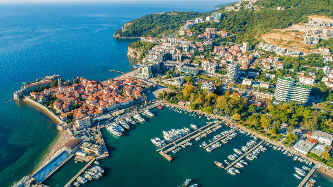 Apartments Luka Budva Luaran gambar